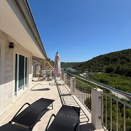 Domizil Sunce Lägenhet Skradin